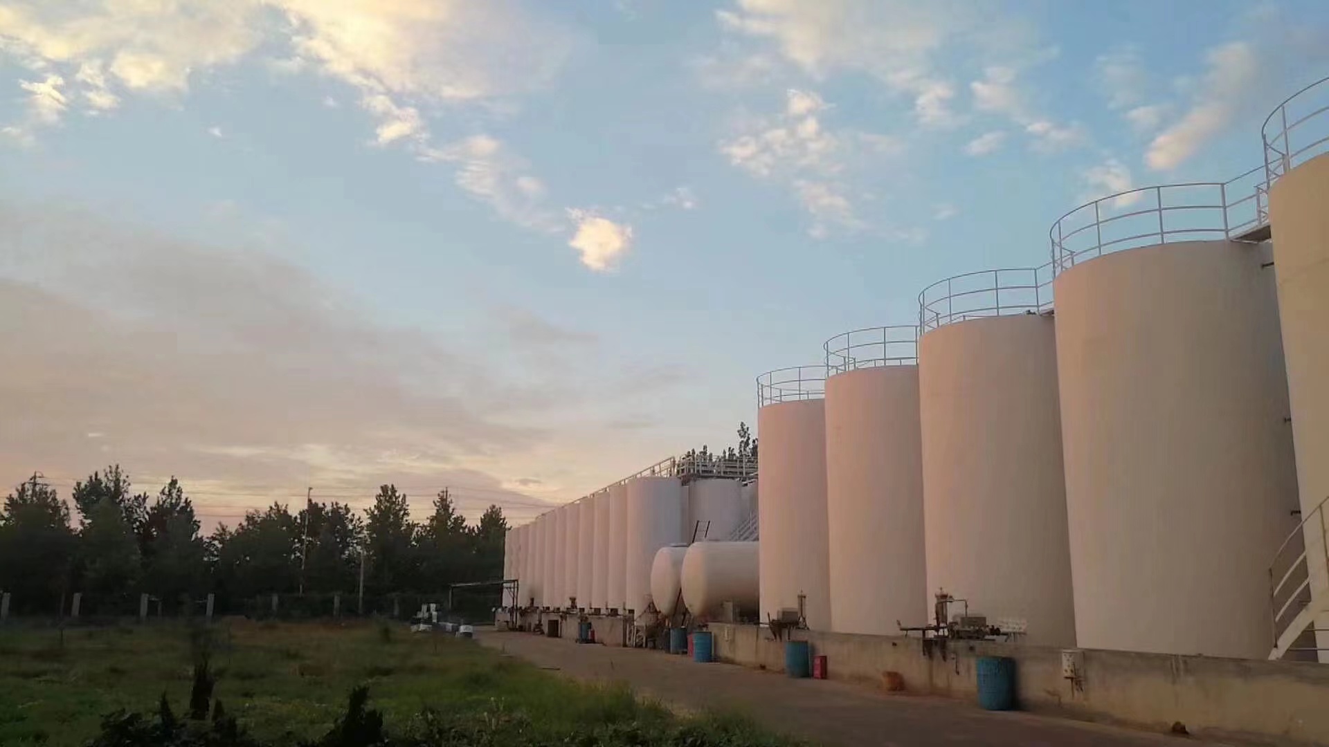 廠(chǎng)容廠(chǎng)貌